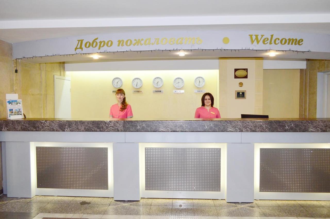 Molodezhnaya Hotel Omsk Exterior foto